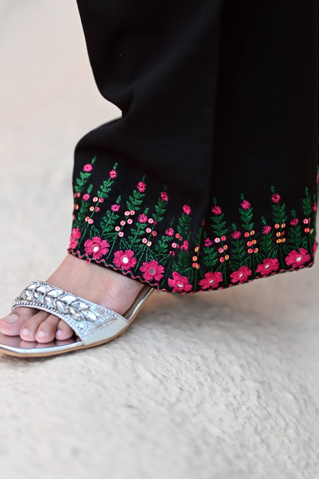 Soft Khaddar 2-Piece Suit with Handmade Mirror & Sitara Embroidery