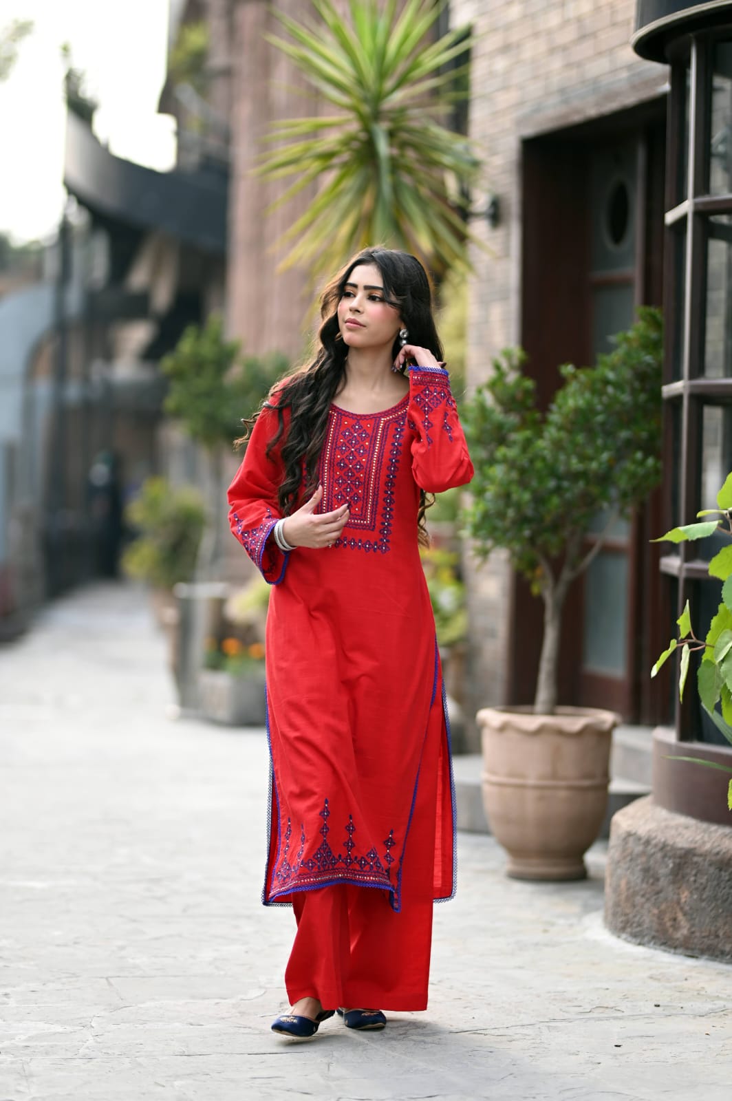 Soft Khaddar Hand-Embroidered 2-Piece Suit