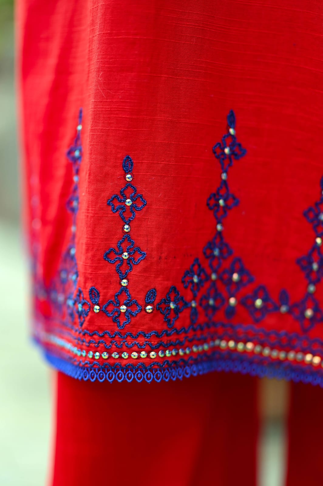 Soft Khaddar Hand-Embroidered 2-Piece Suit