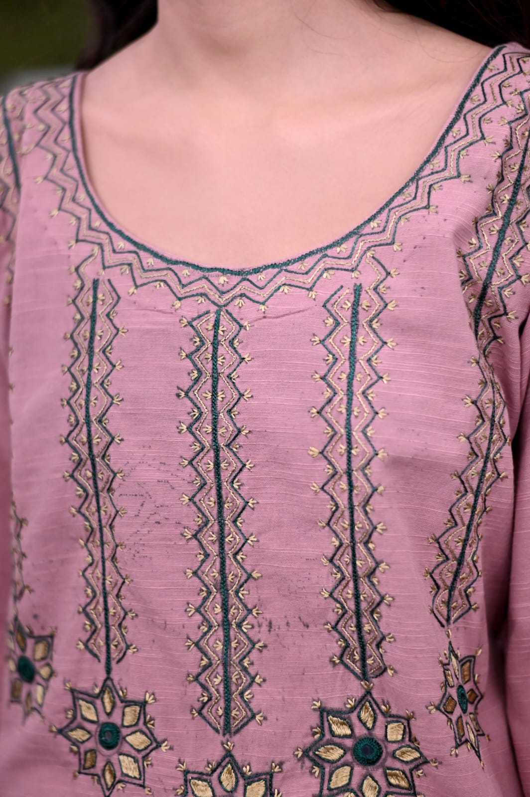 Soft Khaddar 2-Piece Suit with Handmade Embroidery