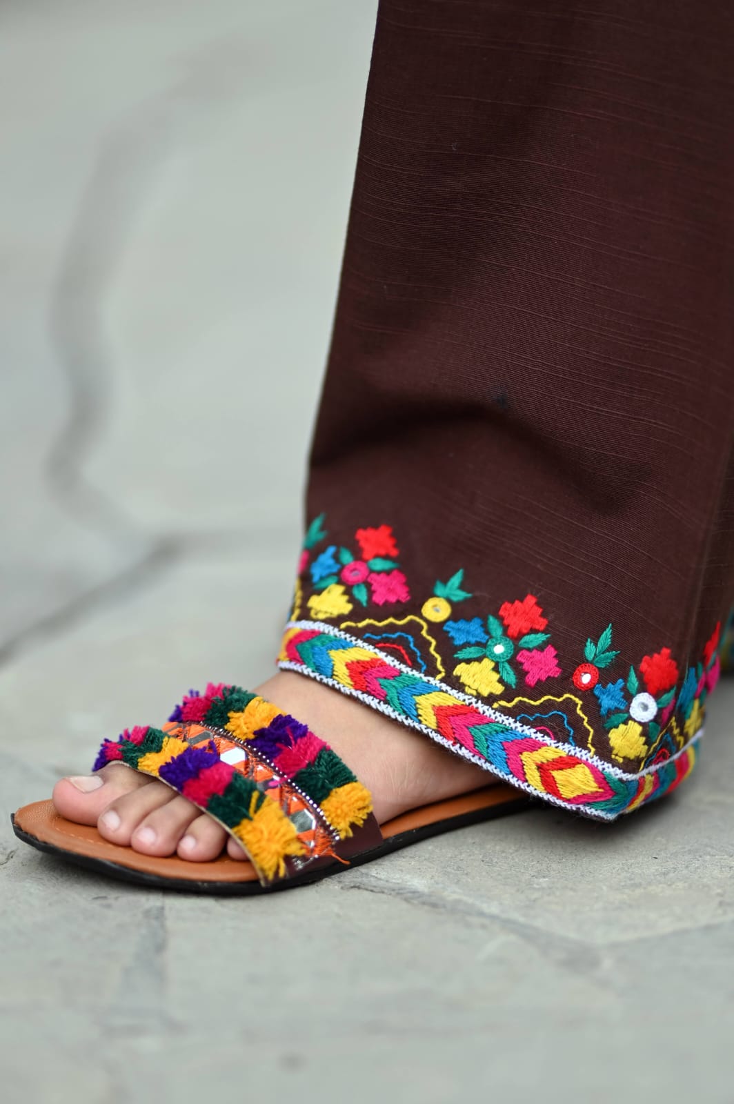 Soft Khaddar Handmade Embroidered 2-Piece Suit